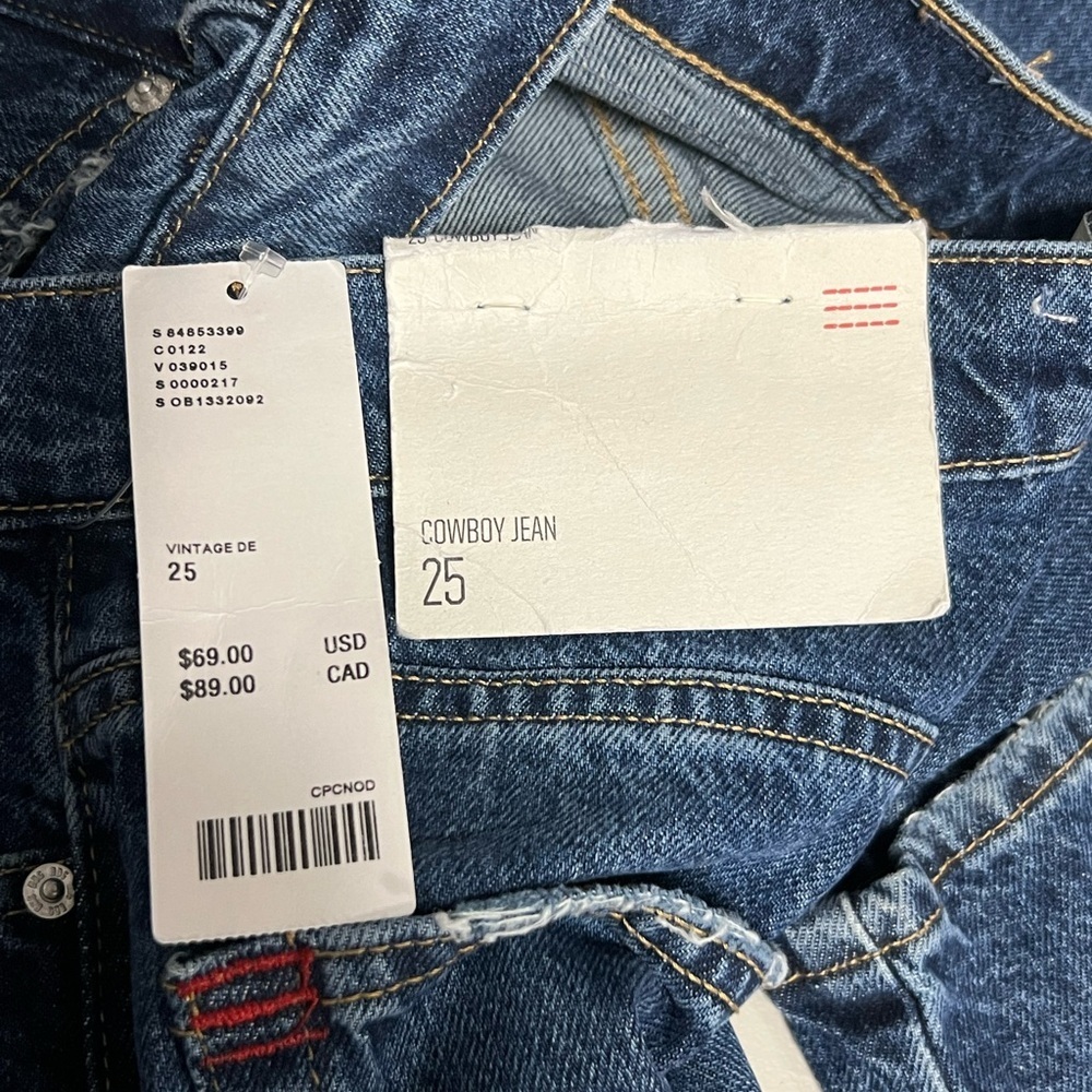 š Urban Outfitters BDG High Waisted Distressed Cowboy Jeans - Picture 4 of 11